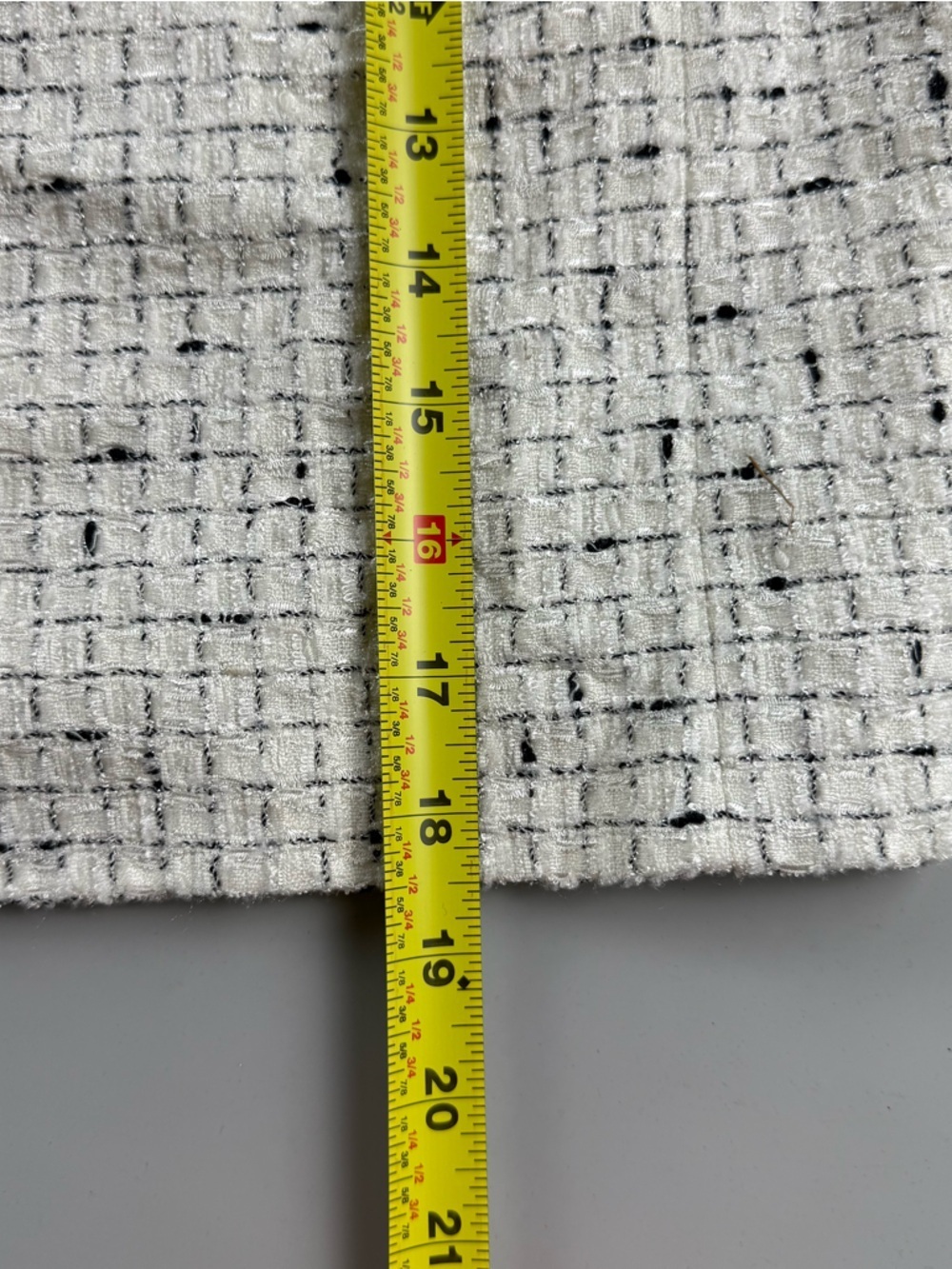 Karl Lagerfeld Paris Tweed Cropped Jacket Trim Bouclé Blazer M Old Money - Picture 8 of 9